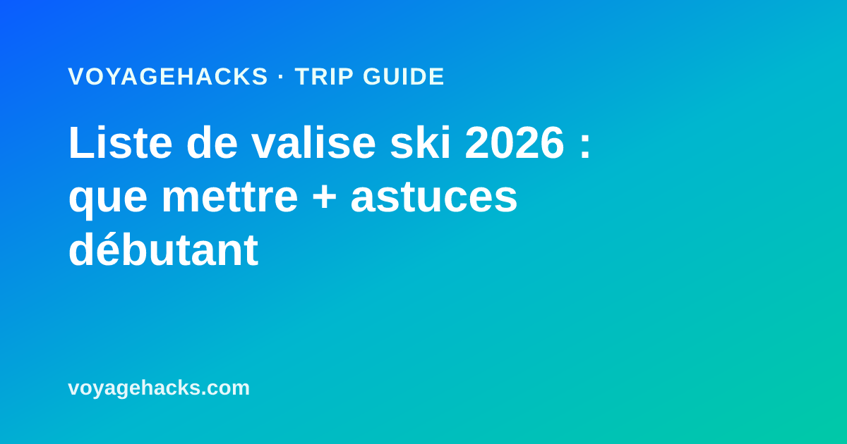 Liste de valise ski : sous-couches en laine mérinos, chaussettes de ski, masque, moufles et casque posés avant un séjour au ski