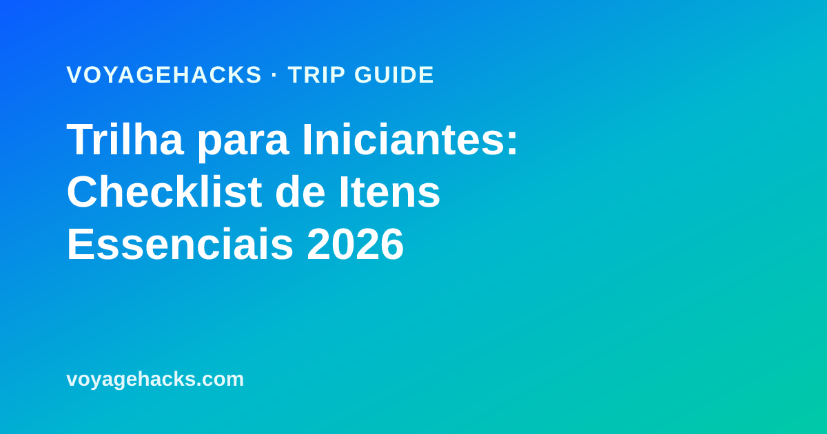 Itens essenciais para trilha de um dia dispostos no chão: mochila de hidratação, bastões de trekking, lanterna de cabeça, kit de primeiros socorros, capa de chuva e meias de merino